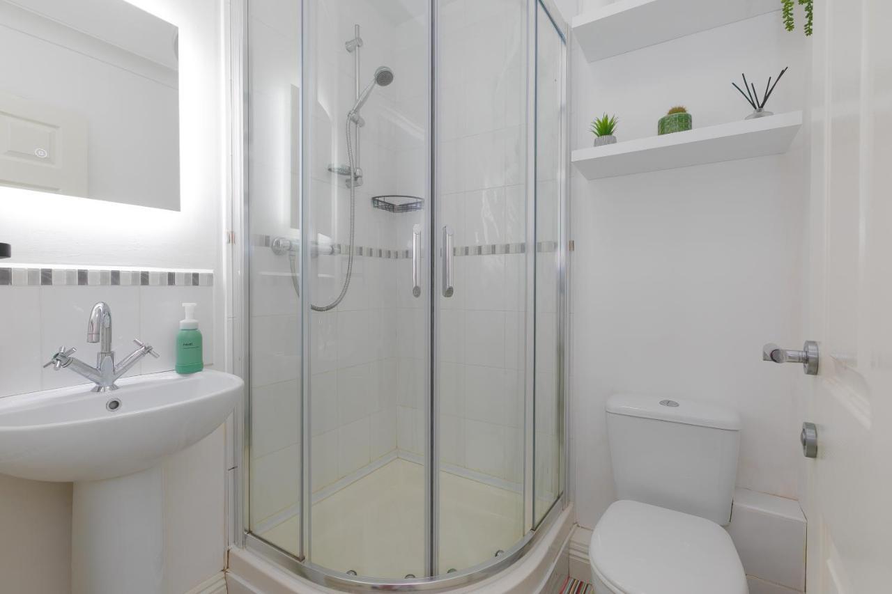 דירות St Ives Seabreeze 3 - Seaview & Parking מראה חיצוני תמונה
