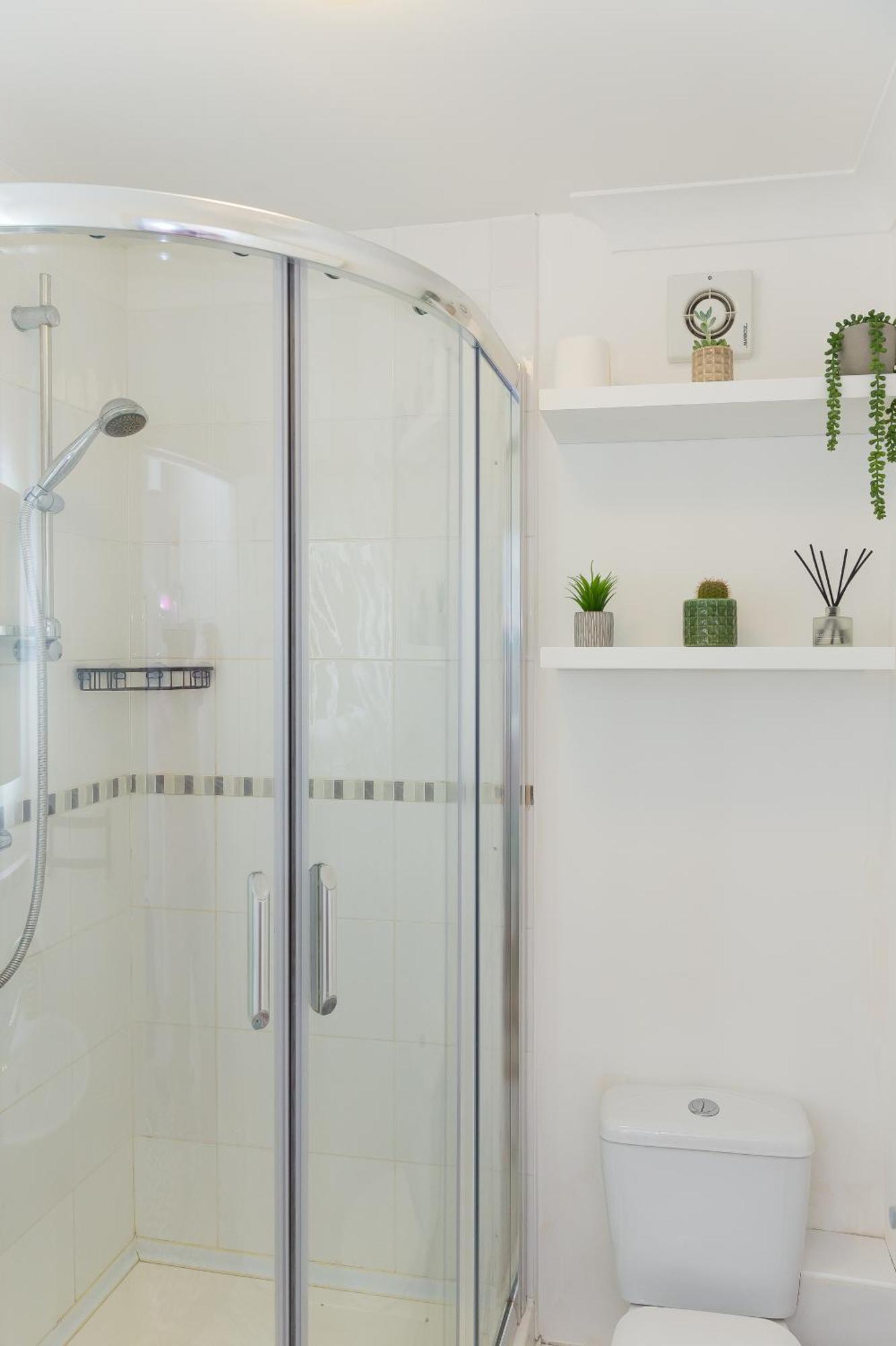 דירות St Ives Seabreeze 3 - Seaview & Parking מראה חיצוני תמונה