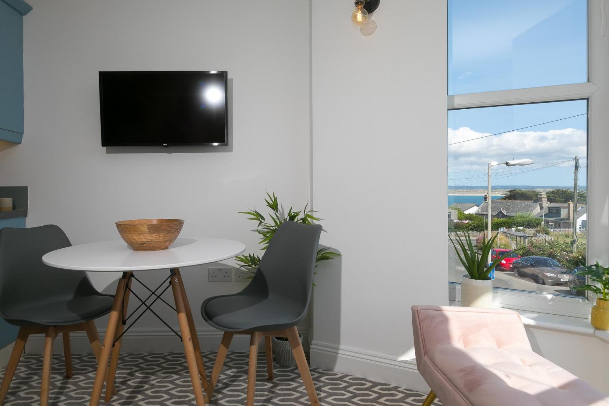 דירות St Ives Seabreeze 3 - Seaview & Parking מראה חיצוני תמונה
